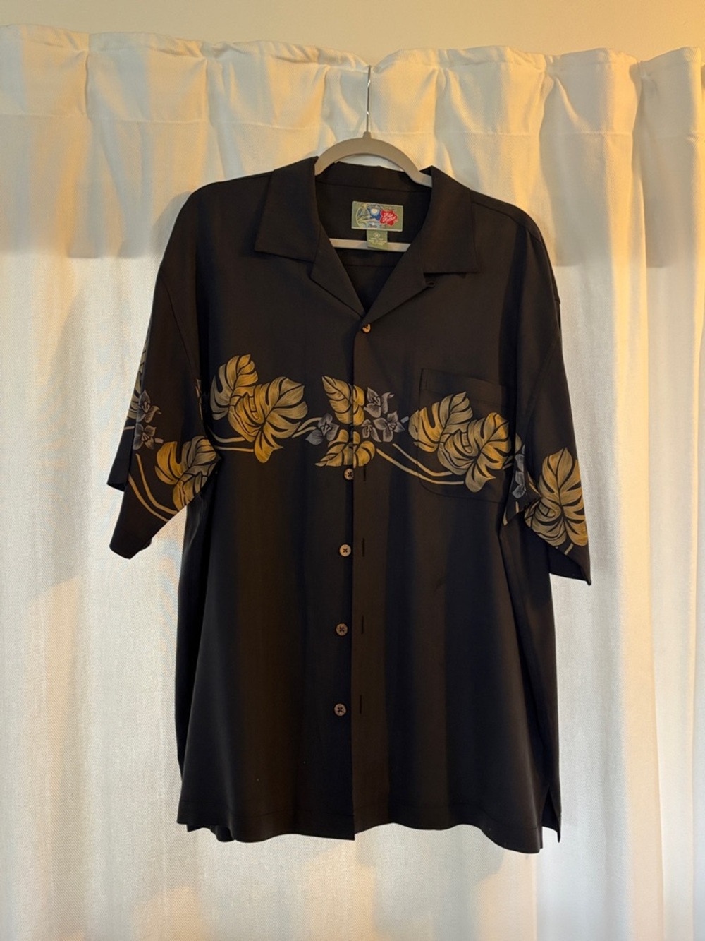Black Hawaiian Print Camp Shirt - Unbranded
